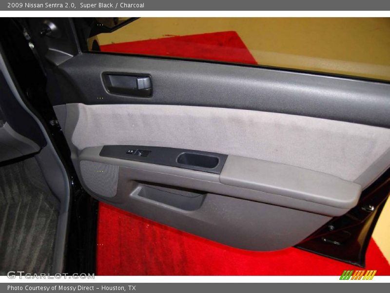 Super Black / Charcoal 2009 Nissan Sentra 2.0