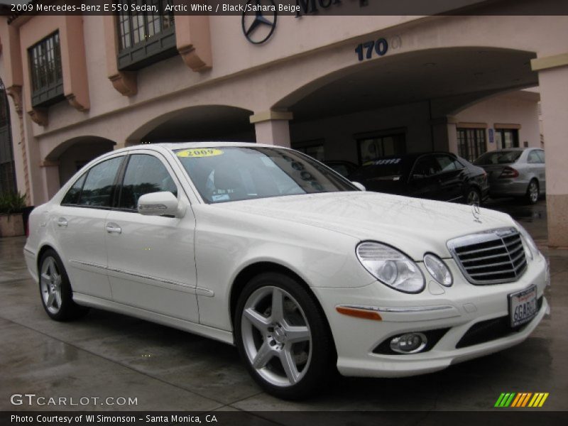 Arctic White / Black/Sahara Beige 2009 Mercedes-Benz E 550 Sedan
