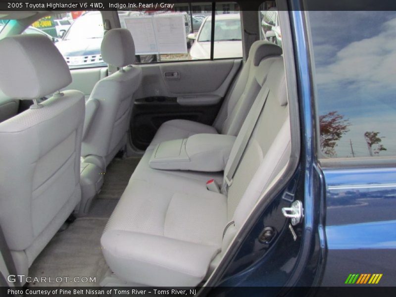 Indigo Ink Pearl / Gray 2005 Toyota Highlander V6 4WD