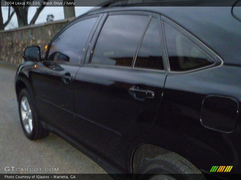 Black Onyx / Ivory 2004 Lexus RX 330