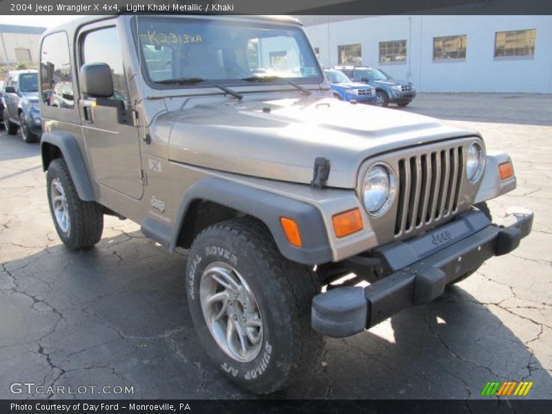 Light Khaki Metallic / Khaki 2004 Jeep Wrangler X 4x4