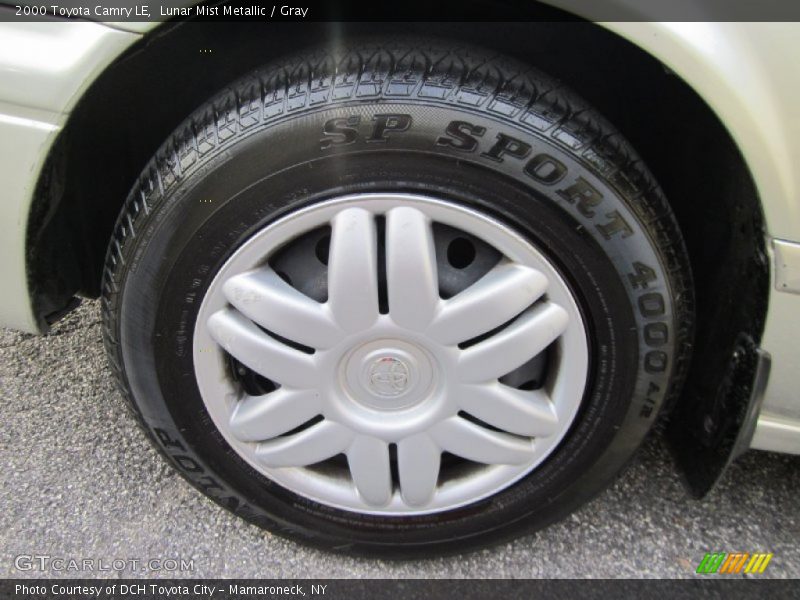 Lunar Mist Metallic / Gray 2000 Toyota Camry LE