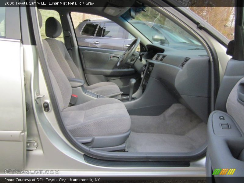 Lunar Mist Metallic / Gray 2000 Toyota Camry LE
