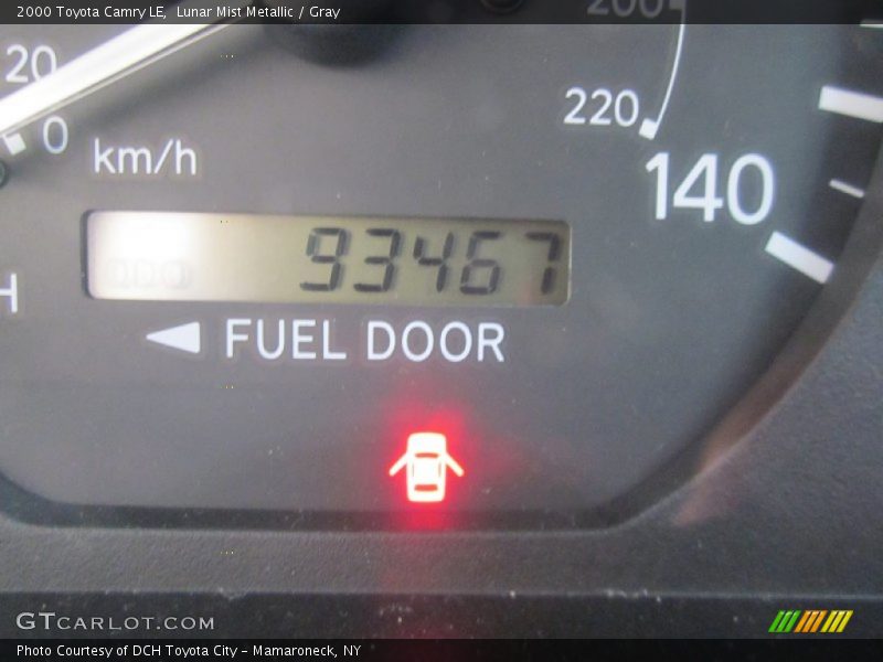 Lunar Mist Metallic / Gray 2000 Toyota Camry LE