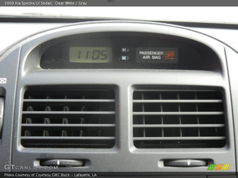 Clear White / Gray 2009 Kia Spectra LX Sedan