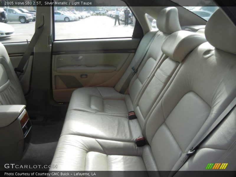 Silver Metallic / Light Taupe 2005 Volvo S80 2.5T