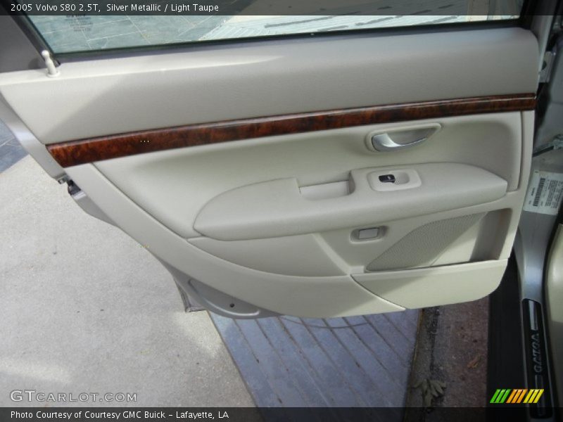 Silver Metallic / Light Taupe 2005 Volvo S80 2.5T