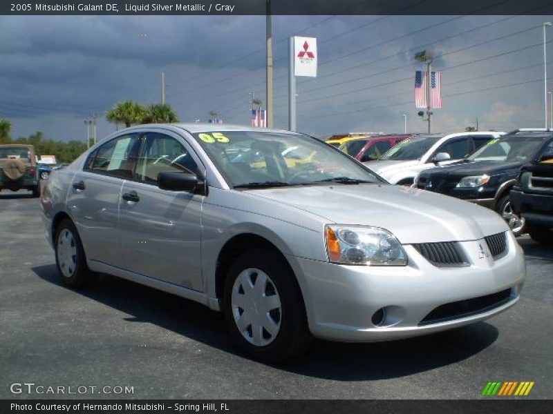 Liquid Silver Metallic / Gray 2005 Mitsubishi Galant DE