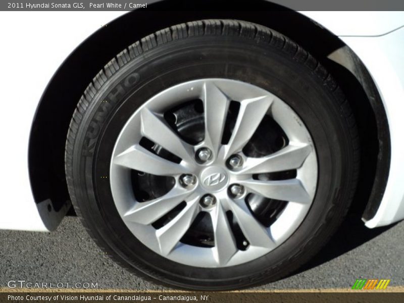 Pearl White / Camel 2011 Hyundai Sonata GLS