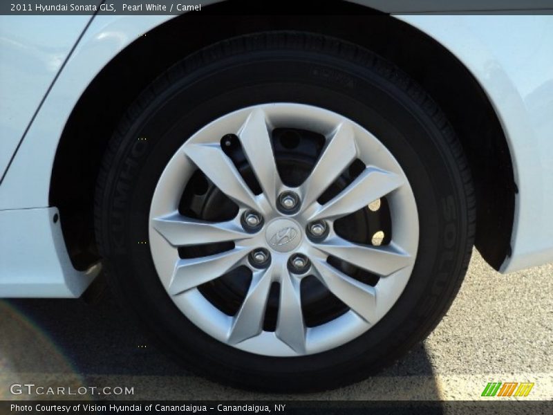 Pearl White / Camel 2011 Hyundai Sonata GLS