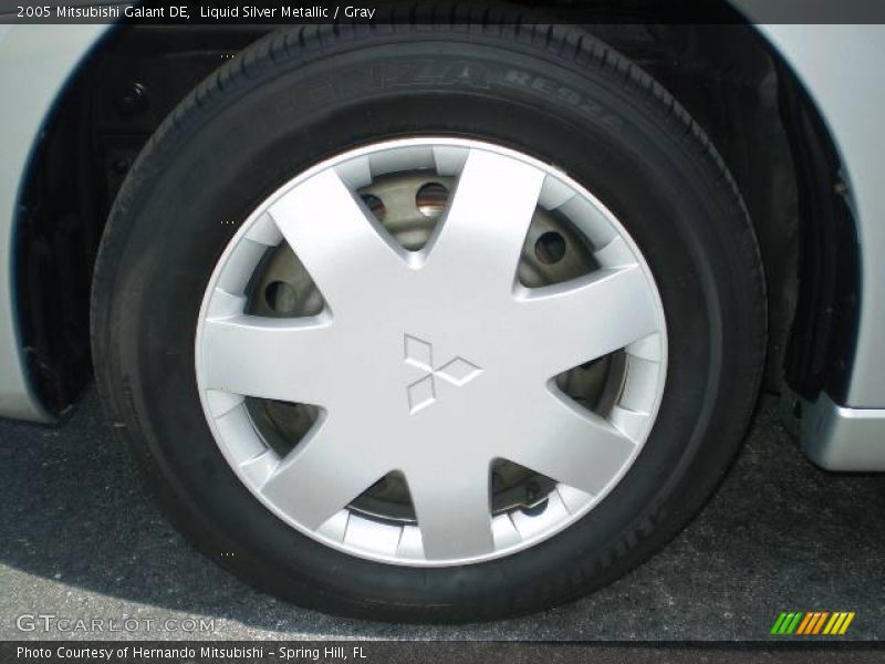 Liquid Silver Metallic / Gray 2005 Mitsubishi Galant DE