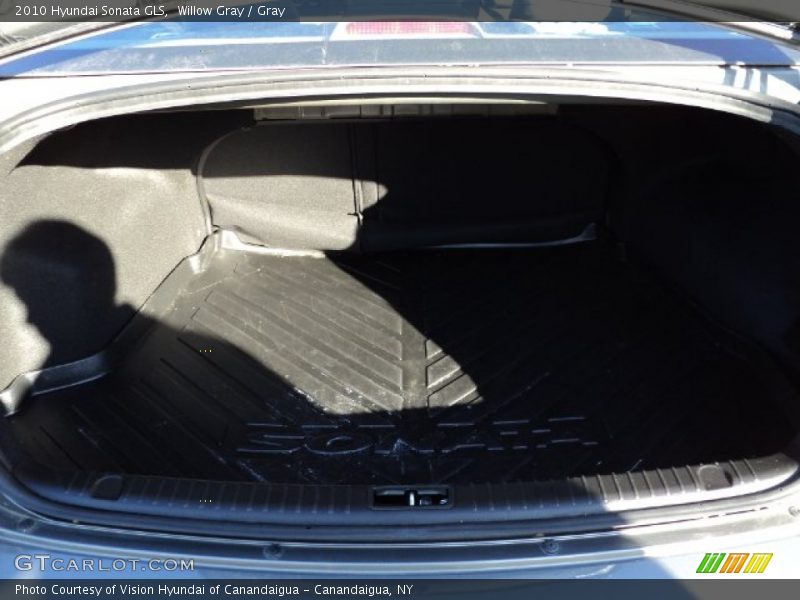 Willow Gray / Gray 2010 Hyundai Sonata GLS