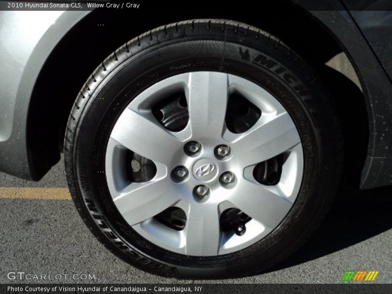 Willow Gray / Gray 2010 Hyundai Sonata GLS