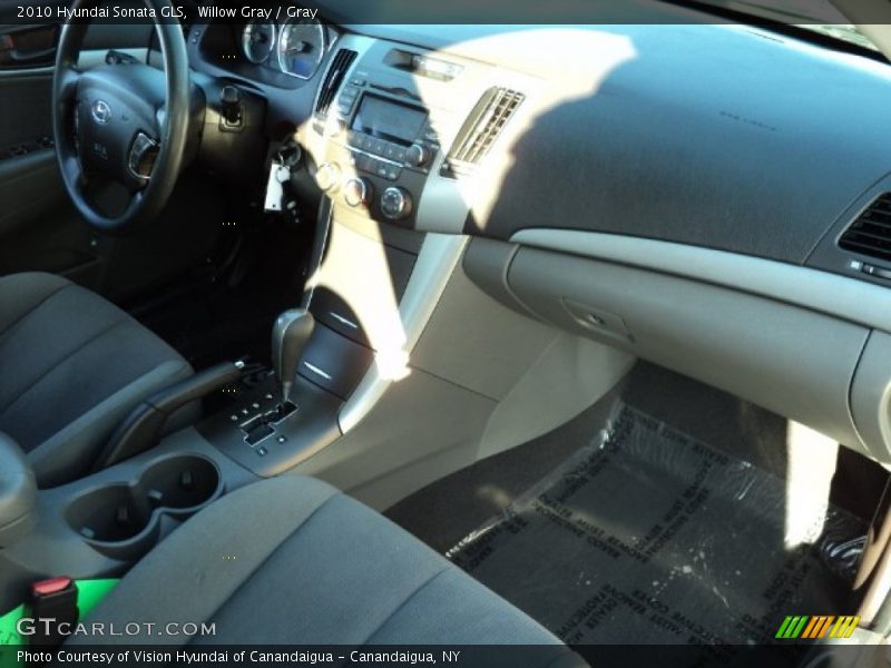 Willow Gray / Gray 2010 Hyundai Sonata GLS