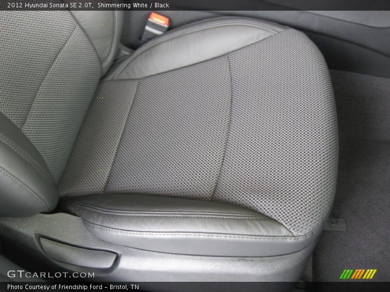 Shimmering White / Black 2012 Hyundai Sonata SE 2.0T