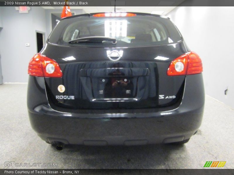 Wicked Black / Black 2009 Nissan Rogue S AWD