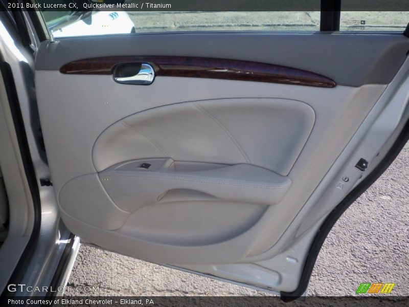 Quicksilver Metallic / Titanium 2011 Buick Lucerne CX