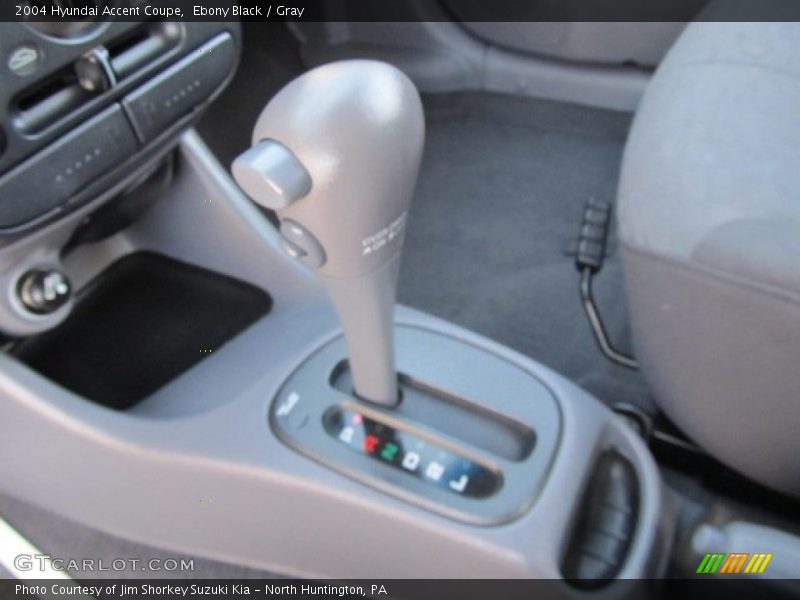 Ebony Black / Gray 2004 Hyundai Accent Coupe