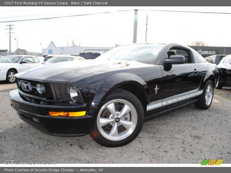 Black / Dark Charcoal 2007 Ford Mustang V6 Deluxe Coupe
