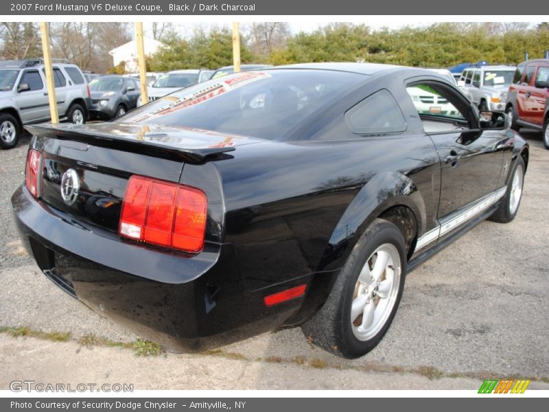 Black / Dark Charcoal 2007 Ford Mustang V6 Deluxe Coupe