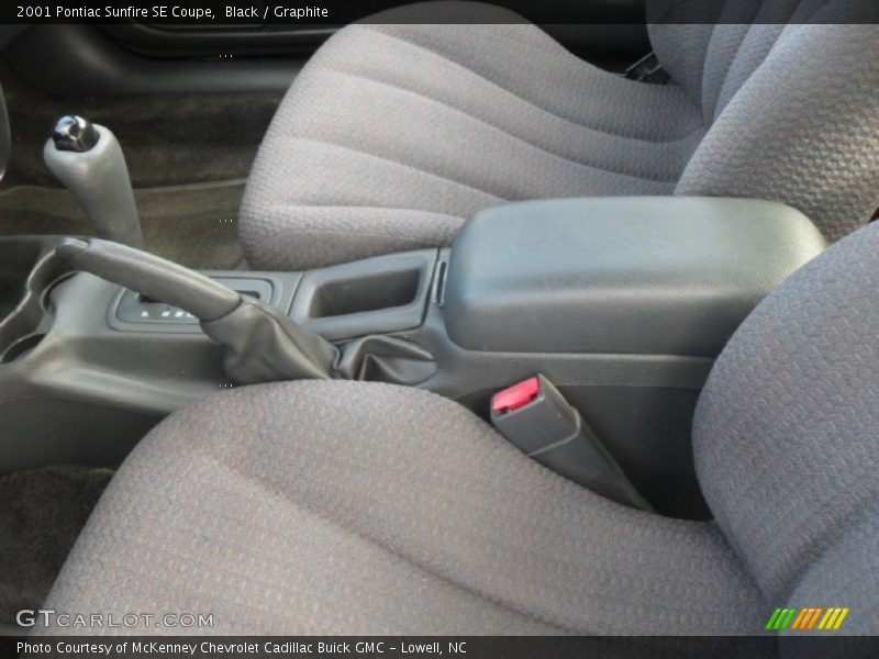 Black / Graphite 2001 Pontiac Sunfire SE Coupe