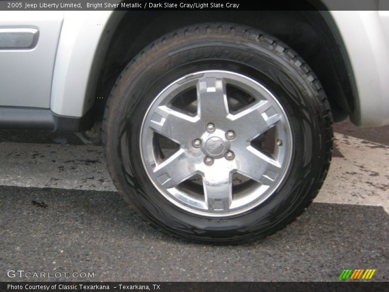Bright Silver Metallic / Dark Slate Gray/Light Slate Gray 2005 Jeep Liberty Limited