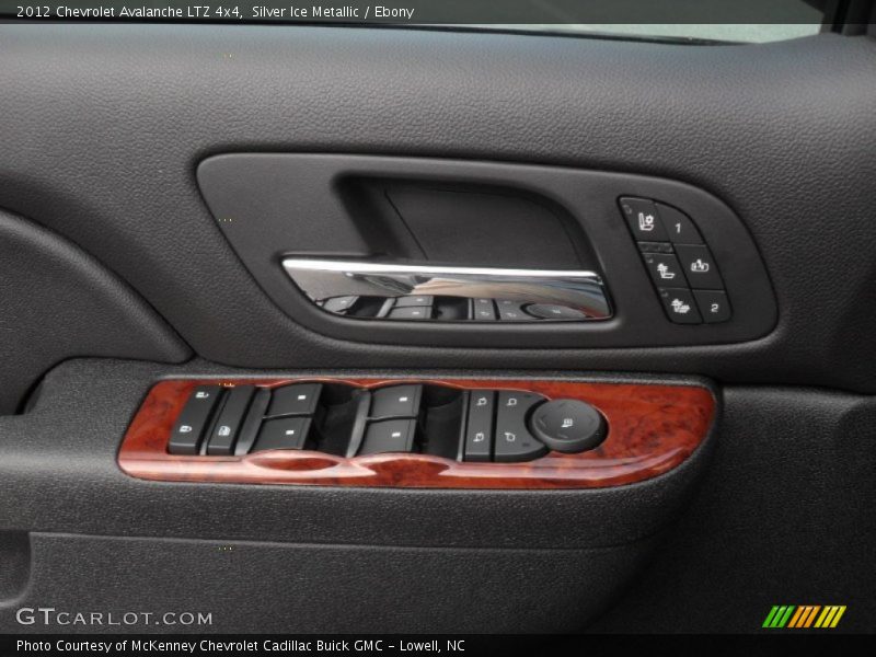Silver Ice Metallic / Ebony 2012 Chevrolet Avalanche LTZ 4x4