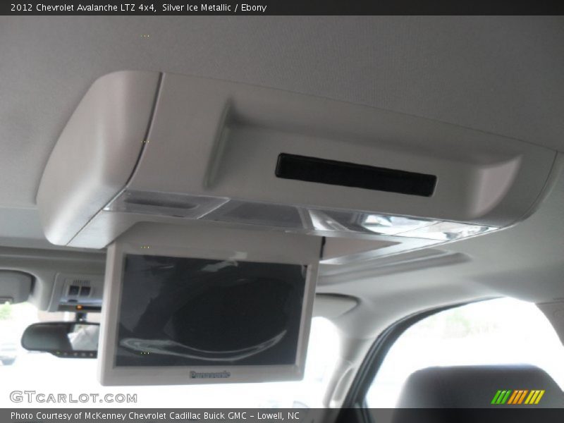 Silver Ice Metallic / Ebony 2012 Chevrolet Avalanche LTZ 4x4