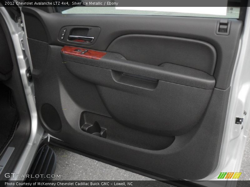 Silver Ice Metallic / Ebony 2012 Chevrolet Avalanche LTZ 4x4