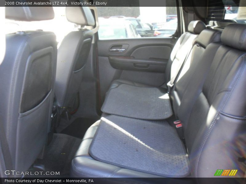 Victory Red / Ebony 2008 Chevrolet Avalanche LTZ 4x4