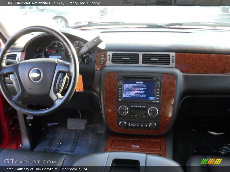 Victory Red / Ebony 2008 Chevrolet Avalanche LTZ 4x4