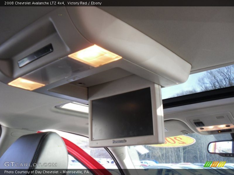 Victory Red / Ebony 2008 Chevrolet Avalanche LTZ 4x4