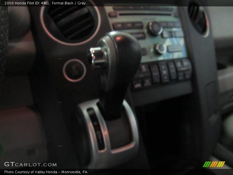Formal Black / Gray 2009 Honda Pilot EX 4WD