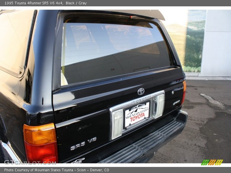 Black / Gray 1995 Toyota 4Runner SR5 V6 4x4