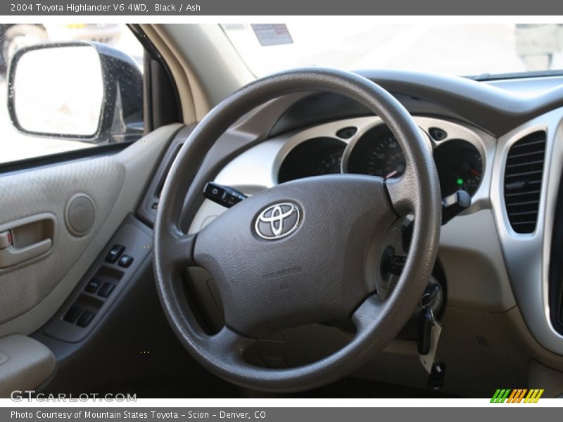 Black / Ash 2004 Toyota Highlander V6 4WD
