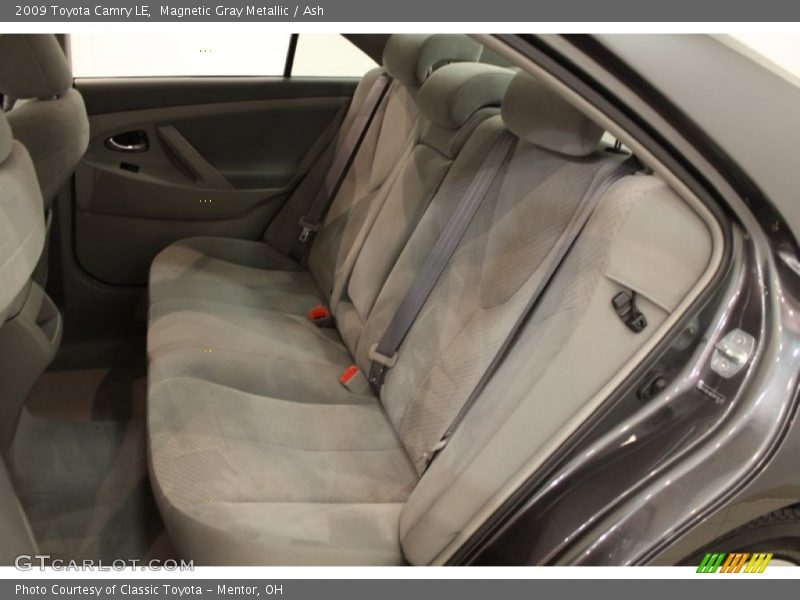Magnetic Gray Metallic / Ash 2009 Toyota Camry LE