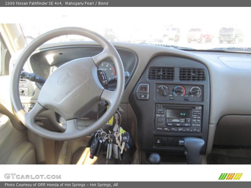 Mahogany Pearl / Blond 1999 Nissan Pathfinder SE 4x4