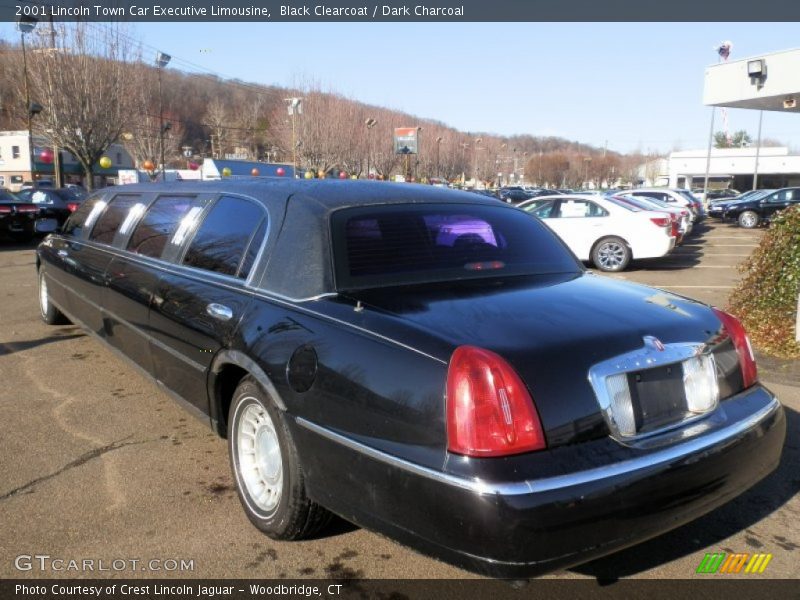Black Clearcoat / Dark Charcoal 2001 Lincoln Town Car Executive Limousine