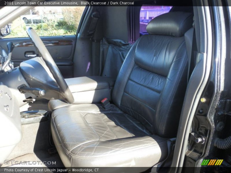 Black Clearcoat / Dark Charcoal 2001 Lincoln Town Car Executive Limousine