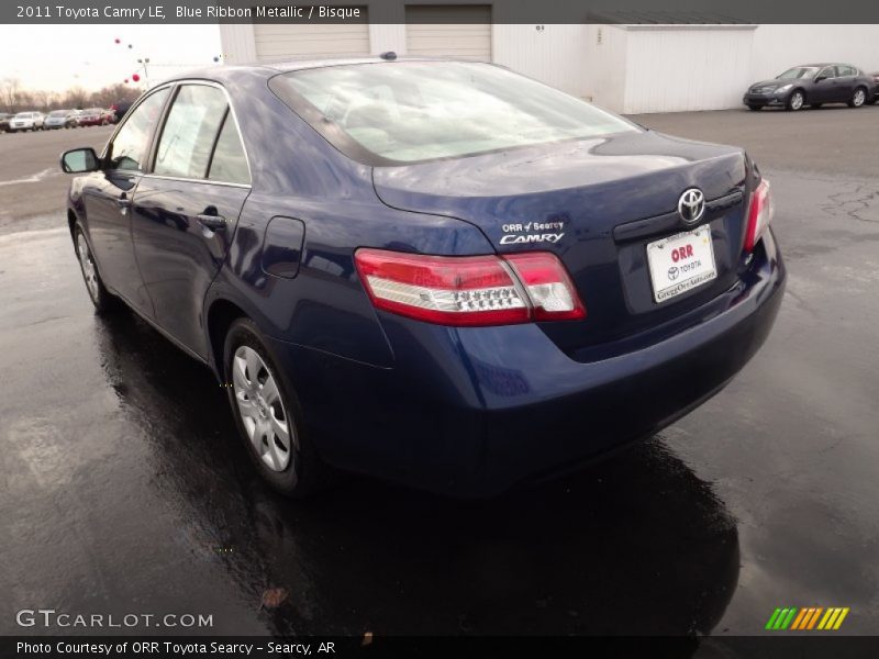 Blue Ribbon Metallic / Bisque 2011 Toyota Camry LE