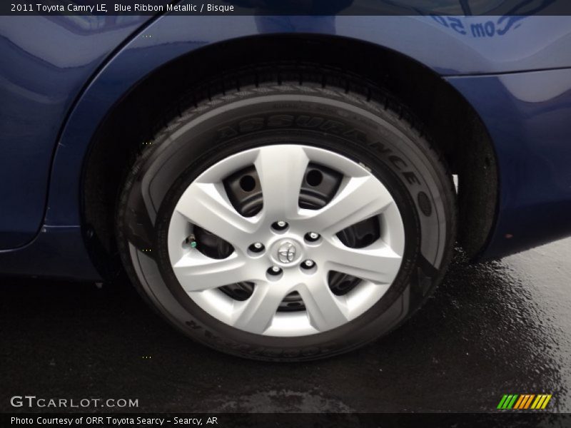 Blue Ribbon Metallic / Bisque 2011 Toyota Camry LE