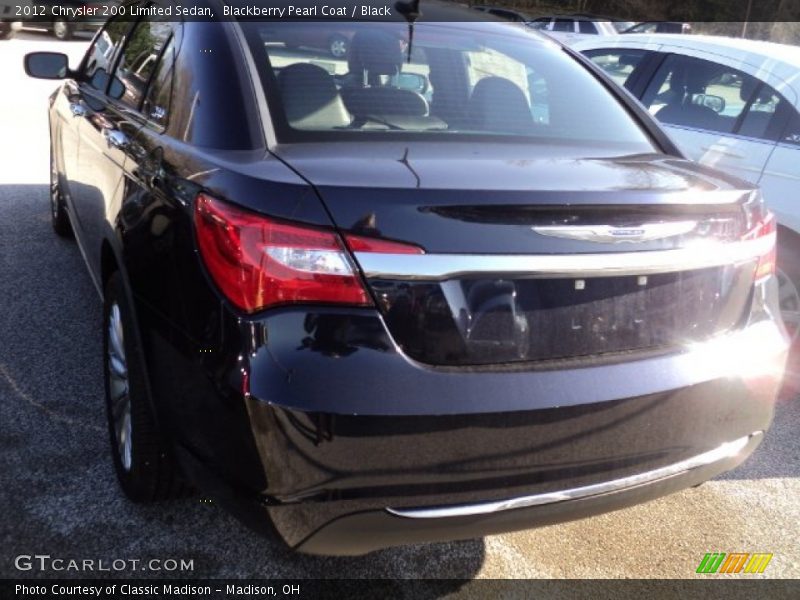 Blackberry Pearl Coat / Black 2012 Chrysler 200 Limited Sedan