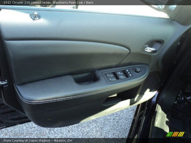 Blackberry Pearl Coat / Black 2012 Chrysler 200 Limited Sedan