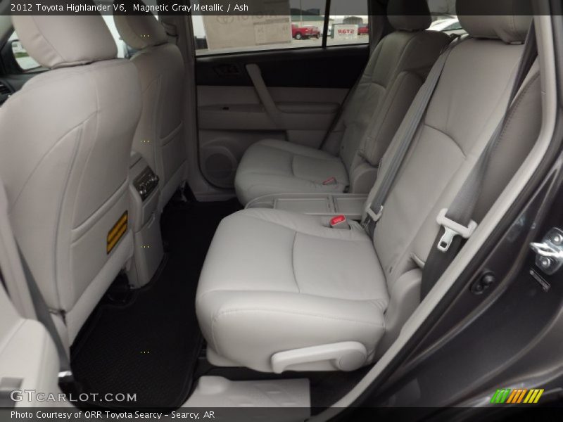 Magnetic Gray Metallic / Ash 2012 Toyota Highlander V6