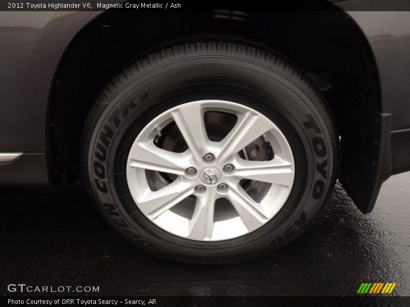 Magnetic Gray Metallic / Ash 2012 Toyota Highlander V6