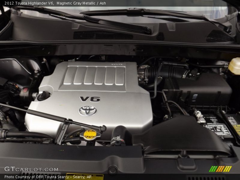 Magnetic Gray Metallic / Ash 2012 Toyota Highlander V6