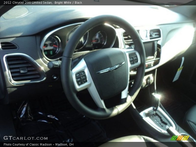 Bright White / Black 2012 Chrysler 200 Limited Sedan