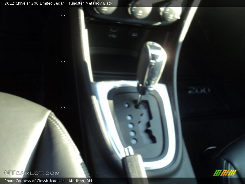 Tungsten Metallic / Black 2012 Chrysler 200 Limited Sedan