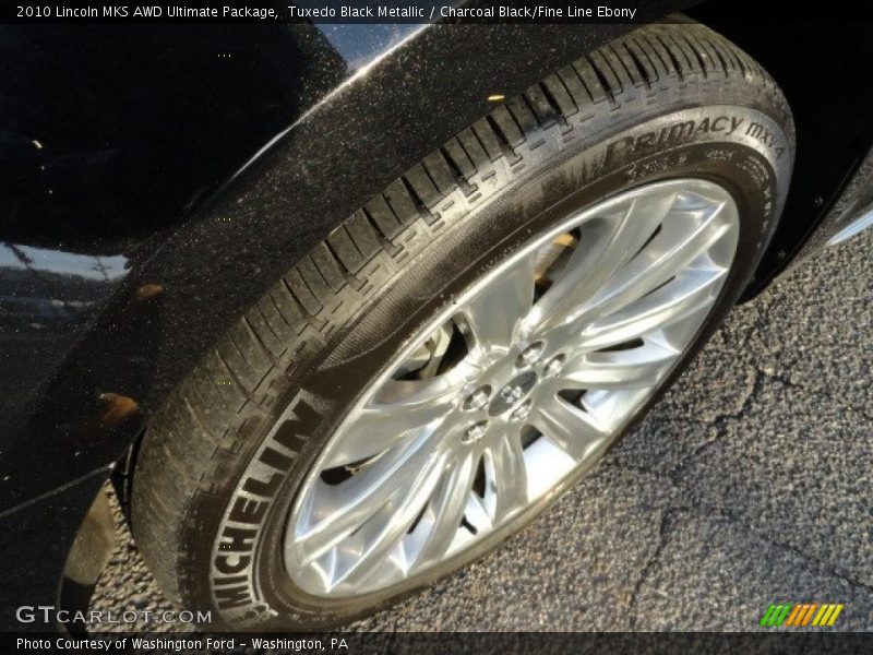 Tuxedo Black Metallic / Charcoal Black/Fine Line Ebony 2010 Lincoln MKS AWD Ultimate Package