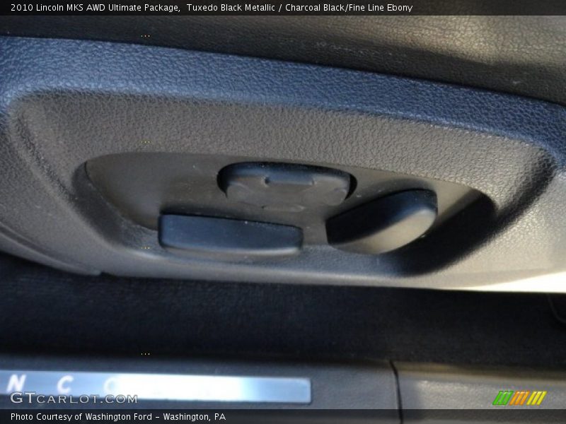 Tuxedo Black Metallic / Charcoal Black/Fine Line Ebony 2010 Lincoln MKS AWD Ultimate Package